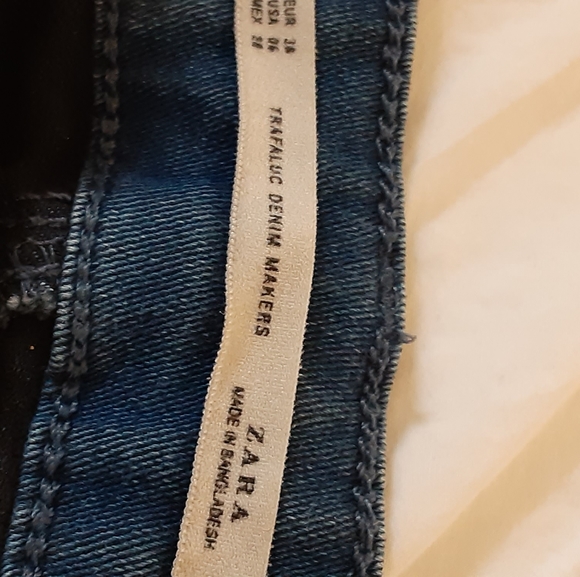 Zara Skinny Jeans - Picture 2 of 6
